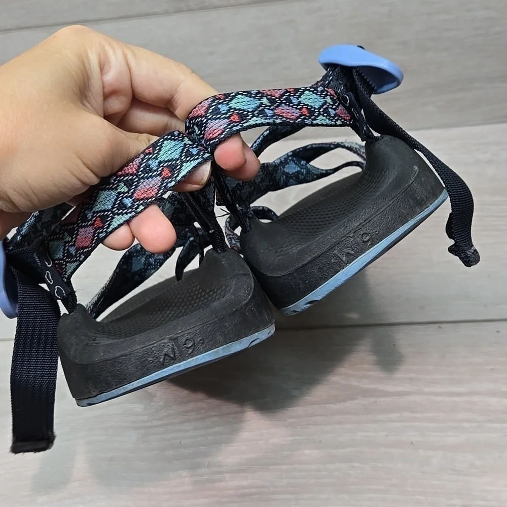 Chaco Women Loop Toe Outdoor Hiking Sandals shoes sz 9